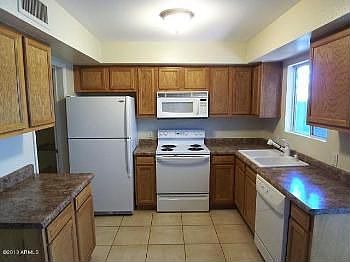 5th image of 601 E Palo Verde Dr Unit 50