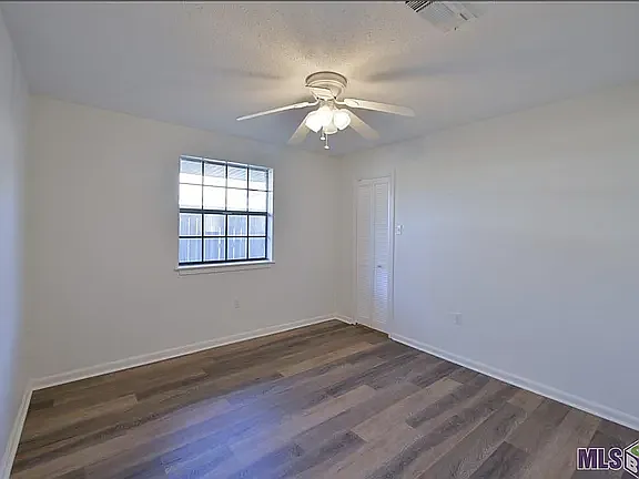 2961 Congress Blvd — Photo 18