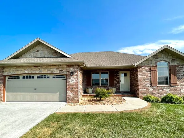 206 E Riverdown Street, Clever, MO 65631