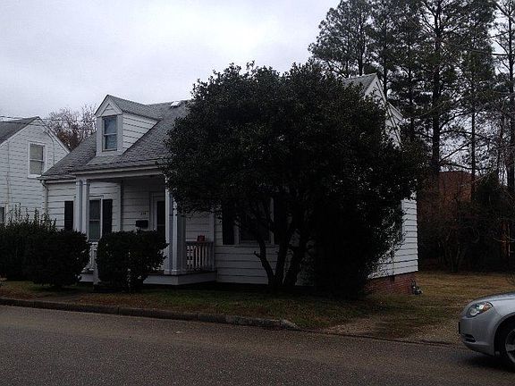 3rd image of 315 S Boundary St