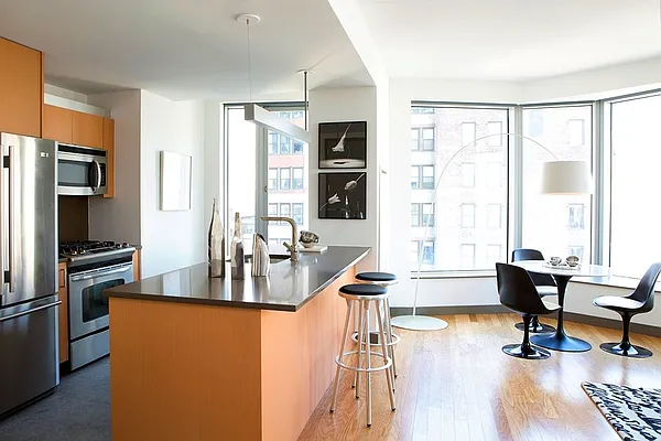 Rented by Forest City Ratner Companies | media 16