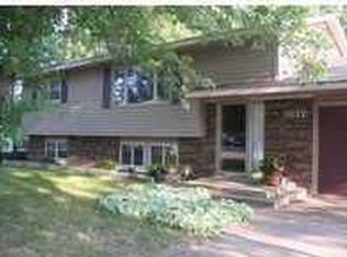 1612 Bunker Ln, Eau Claire, WI 54701