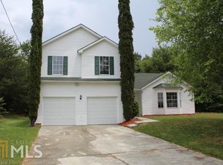 2092 Pixie Rose Ln, Loganville, GA 30052