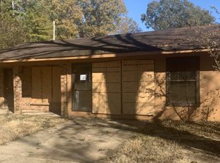 2988 Anding Oil City Rd, Bentonia, MS 39040