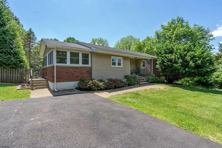 12 Blossom Rd photo 1