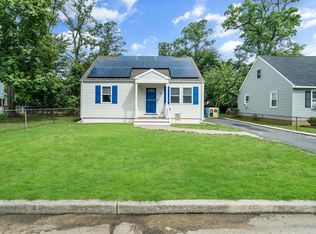 40 Baldwin Ave, Middletown, NJ 07748