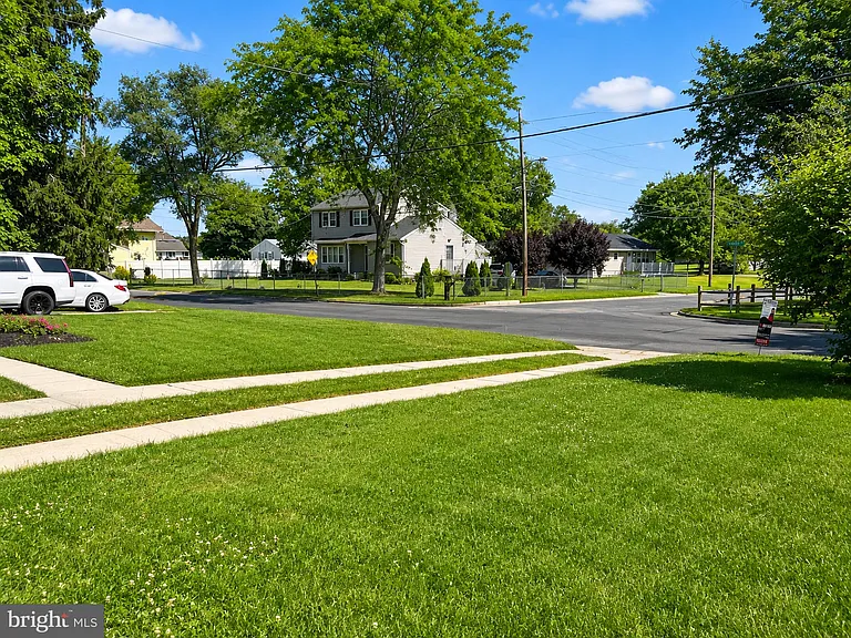 7 Tipton Dr — Photo 9