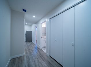 1716 Graydon Hill Line SW #1A, Edmonton, AB T6W4C6