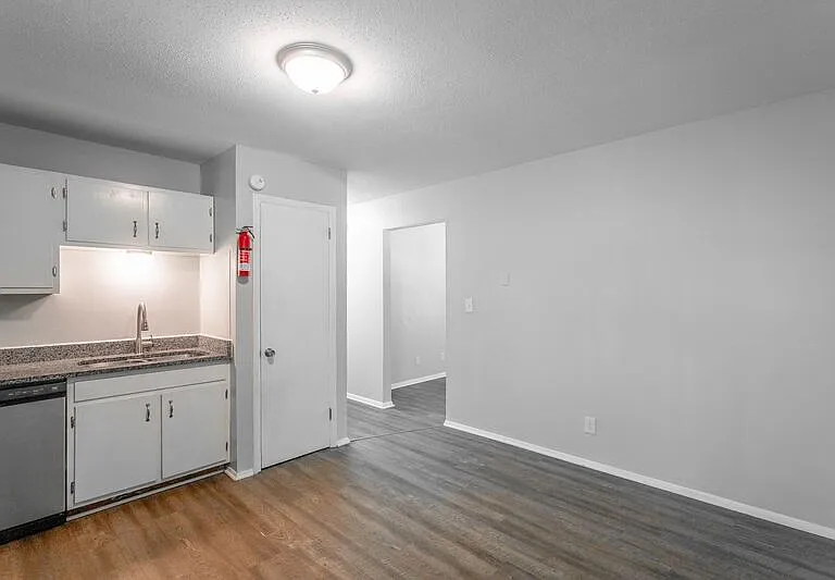 113 Goodson Ave #10 — Photo 18