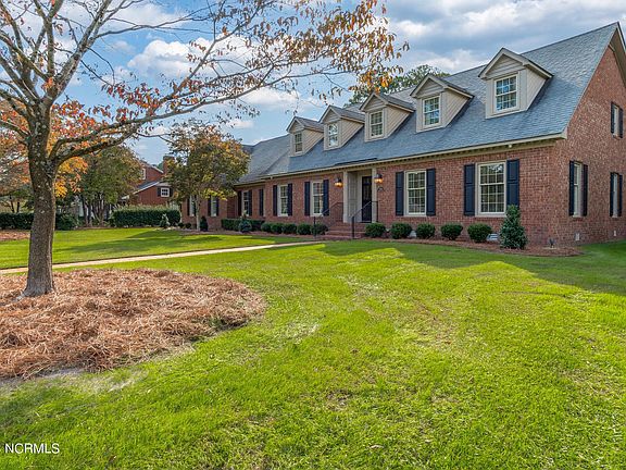 4th image of 1604 Cambridge Drive