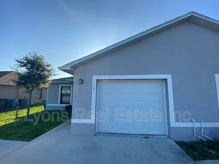 2941 Skyline Blvd — Photo 3