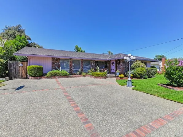 905 Poppy Ln, Roseville, CA 95678