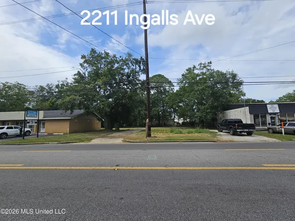 2211 Ingalls Ave, Pascagoula, MS 39567