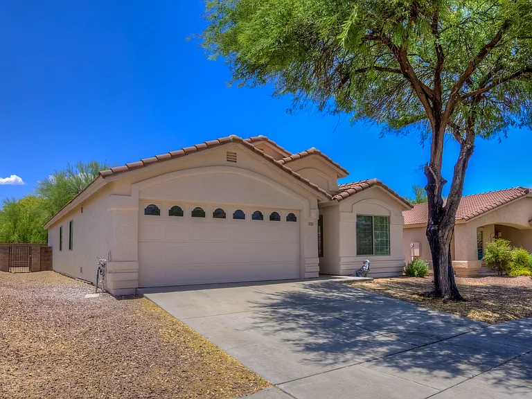 9890 E Shadow Glen Ct — Photo 3