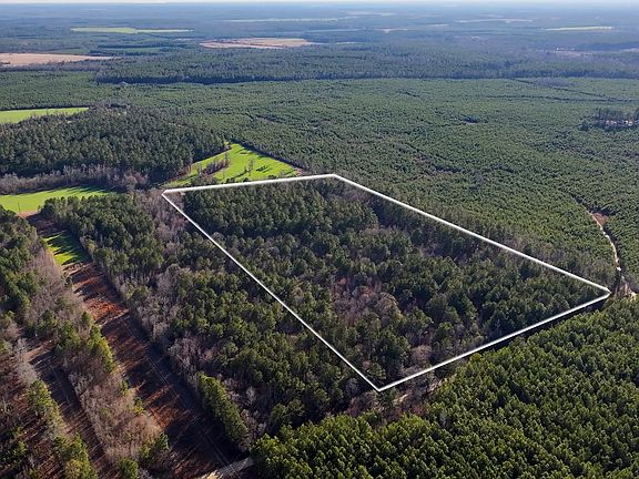 3rd image of 675 Jackson Rd