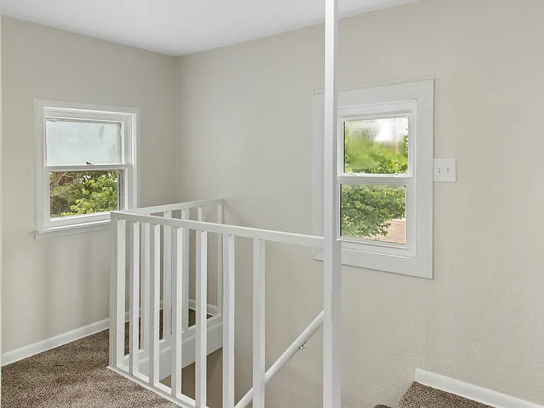 1028 Walnut St — Photo 11