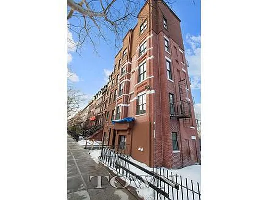 Rented by Town Residential | media 35