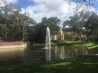 10102 Courtney Oaks Cir APT 201, Tampa, FL 33619