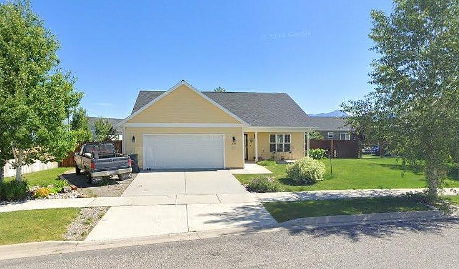 1st image of 2103 Sturnella Ln