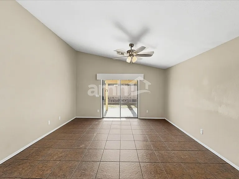 16425 N 113th Dr — Photo 5