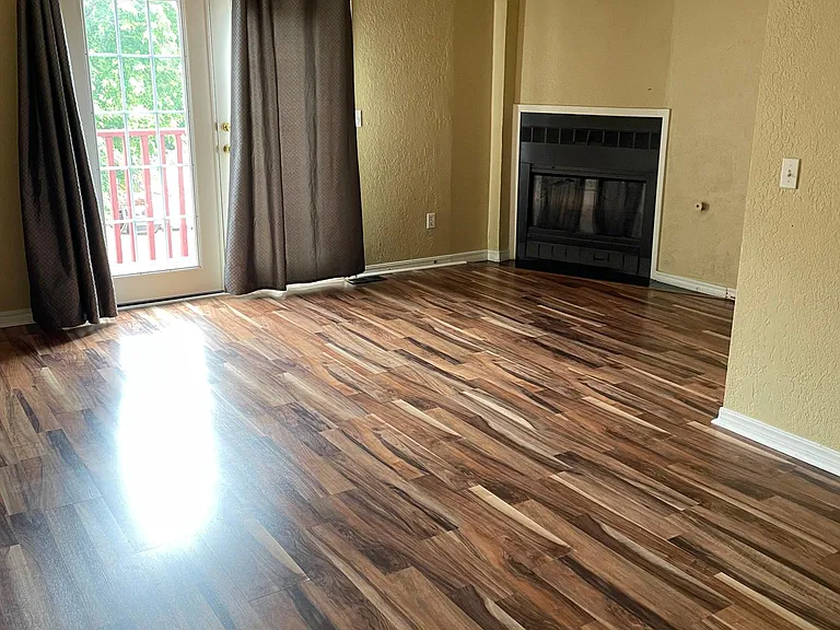 818 N Lee Ave — Photo 1