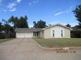 313 Memory Ln, Edmond, OK 73013