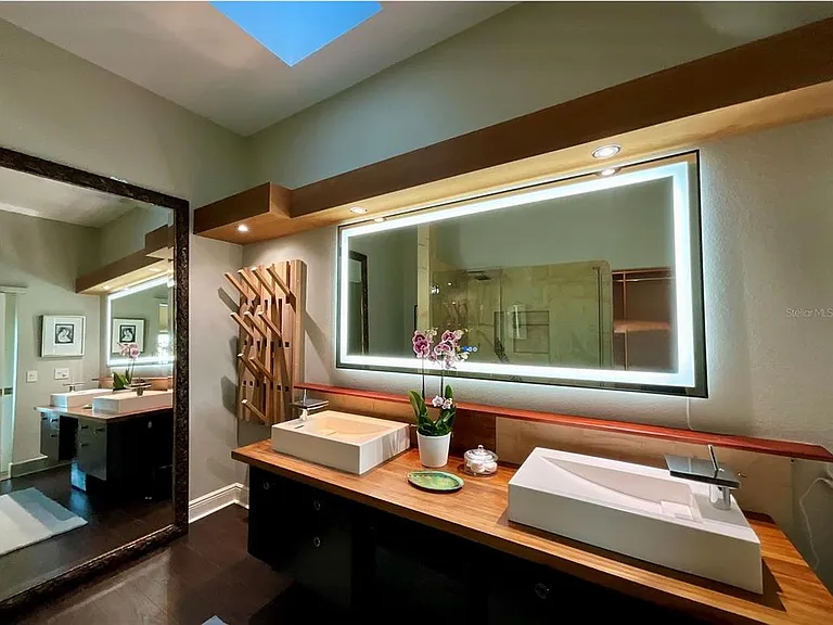 1323 Landings Dr #12 — Photo 30