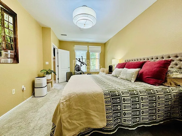 1655 N Humboldt St #205 — Photo 8