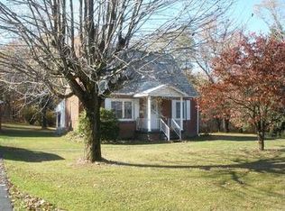 345 Aley Hill Rd, Beaver Falls, PA 15010