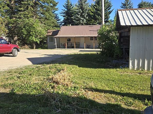 579 Cedar Ave