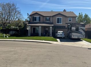 1880 Lane Ct, Los Banos, CA 93635