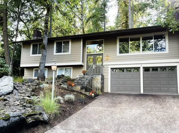 2837 Timberline Dr, Eugene, OR 97405