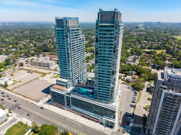 7 Golden Lion Hts #N433, Toronto, ON M2M 0C1
