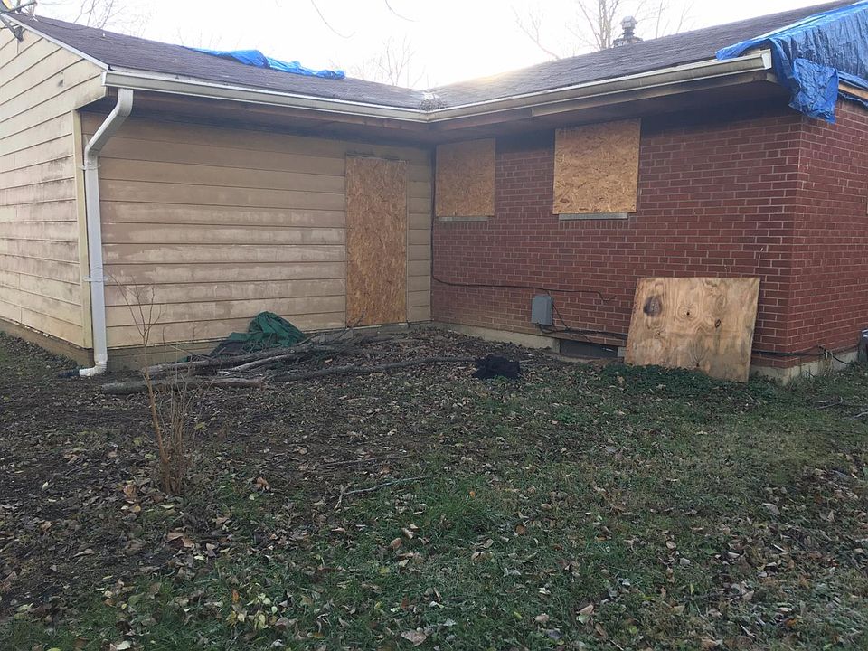 2nd image of 11469 Fitchburg Ln