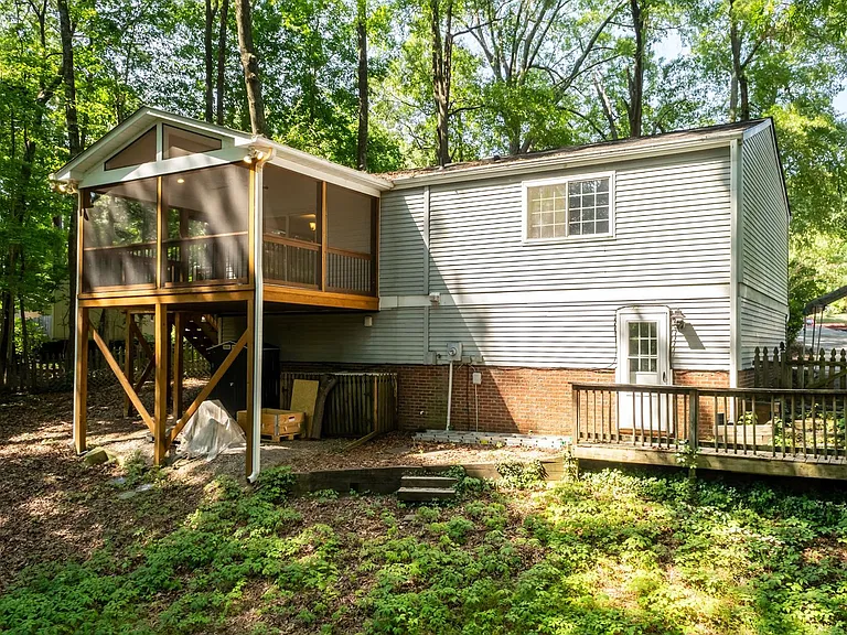 110 Smokehouse Ln — Photo 8