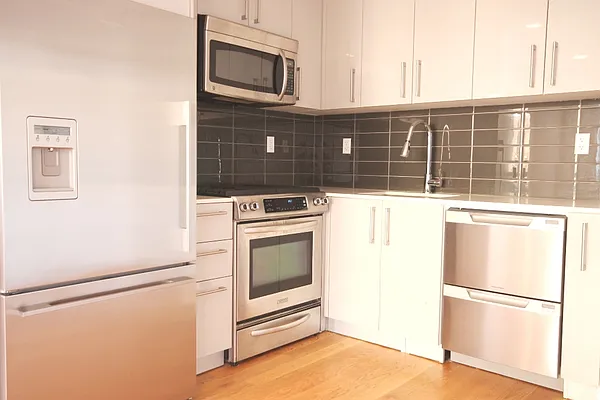 Rented by Corcoran | media 12