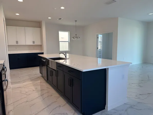 1902 Perfect Ln, Davenport, FL 33837