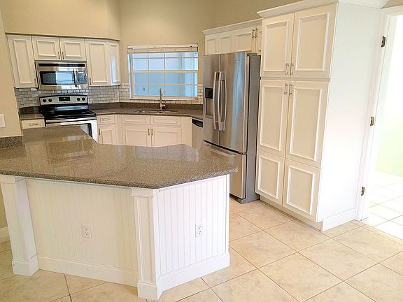 4th image of 11472 Waterford Village Dr