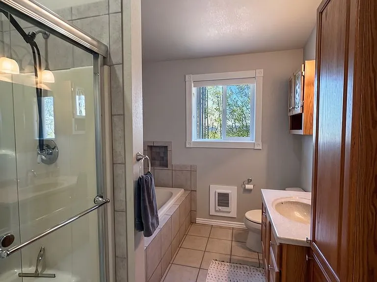 119 Bristlecone Ln — Photo 16