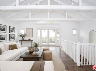 2172 Argyle Ave, Los Angeles, CA 90068
