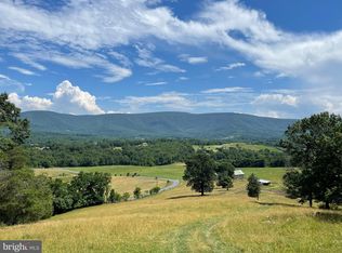 5 Buck Mountain Rd, Bentonville, VA 22610