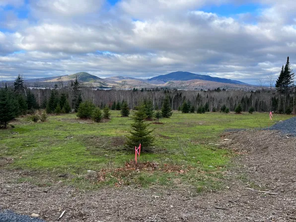 7 Doe Run S, Greenville, ME 04441