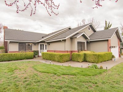 2698 Wilkshire Dr, Medford, OR, 97504