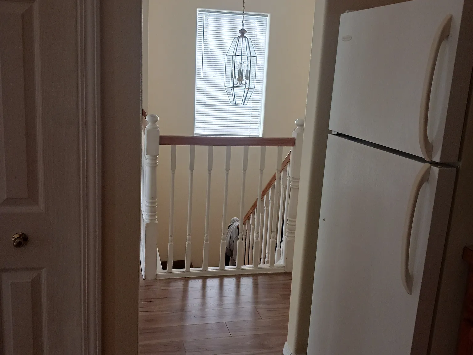 3 bed, 1500 sqft, $2,400 — Photo 2
