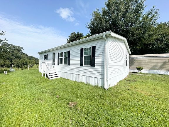 2nd image of 11615 Cowpoke Ln