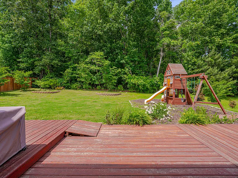 514 Jerome Rd — Photo 29