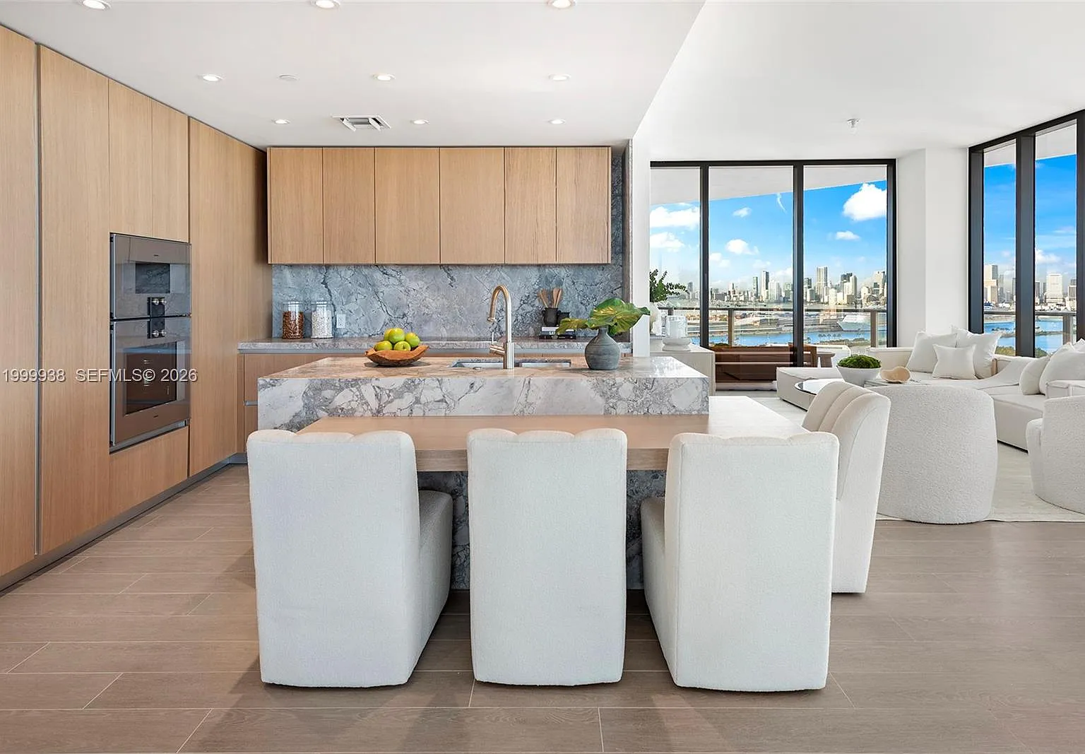 Five Park Residences — Photo 4