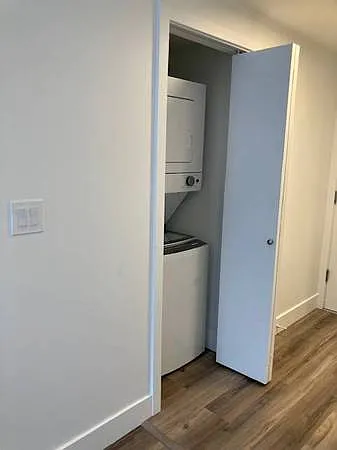 603 W 8th Ave — Photo 16