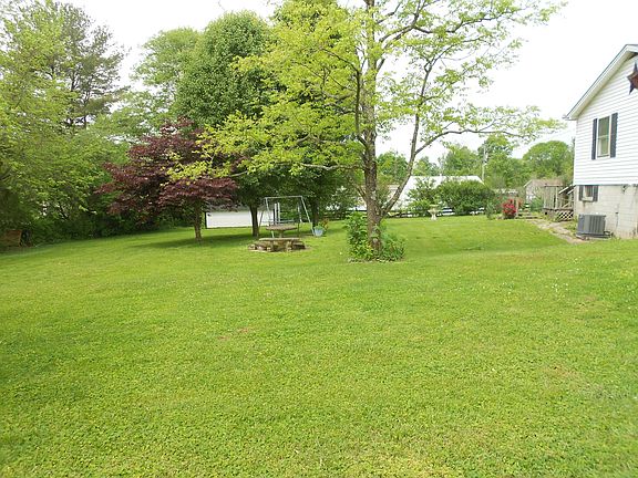 5th image of 30 Houston Dr