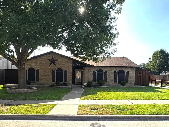 3437 Livingston Ln, Carrollton, TX 75007
